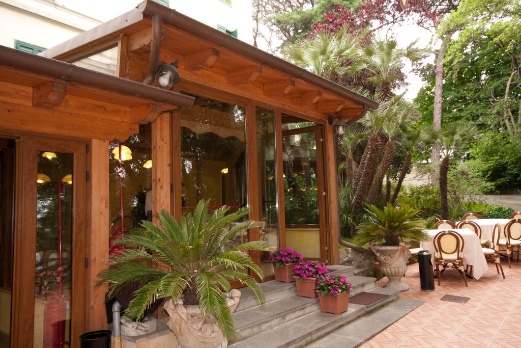אריצ'ה Hotel Villa Aricia מראה חיצוני תמונה